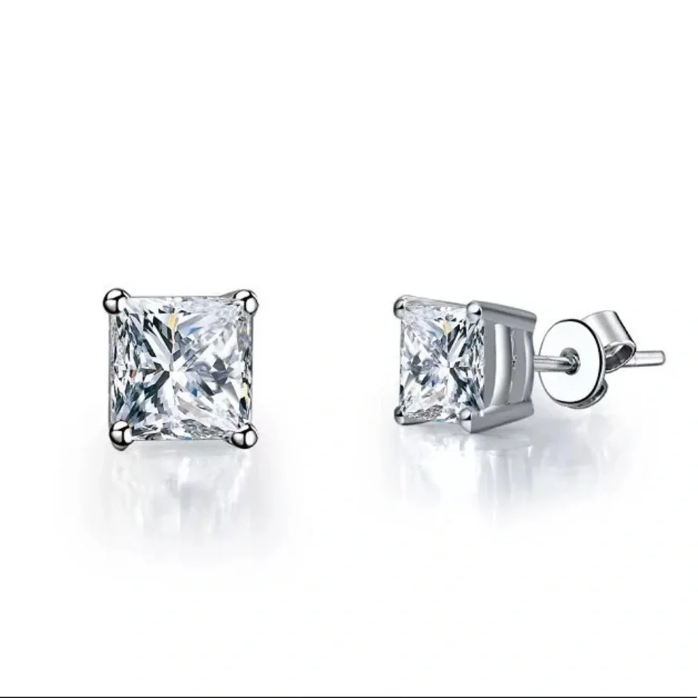 4-7mm Square Cut VVS Diamond 925 Silver Pin Studs